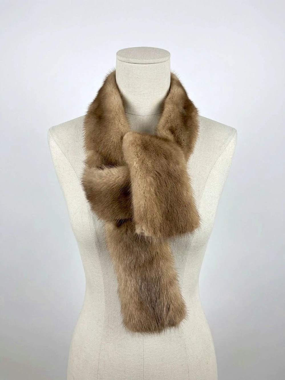 Women’s Vintage Brown Fur Scarf